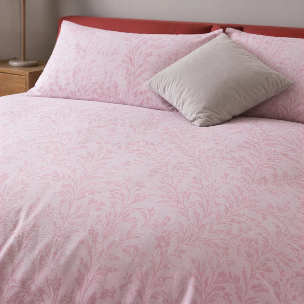 Horrockses Polycotton Duvet Cover in pink Vintage Floral pattern, soft polycotton fabric with a botanical print.