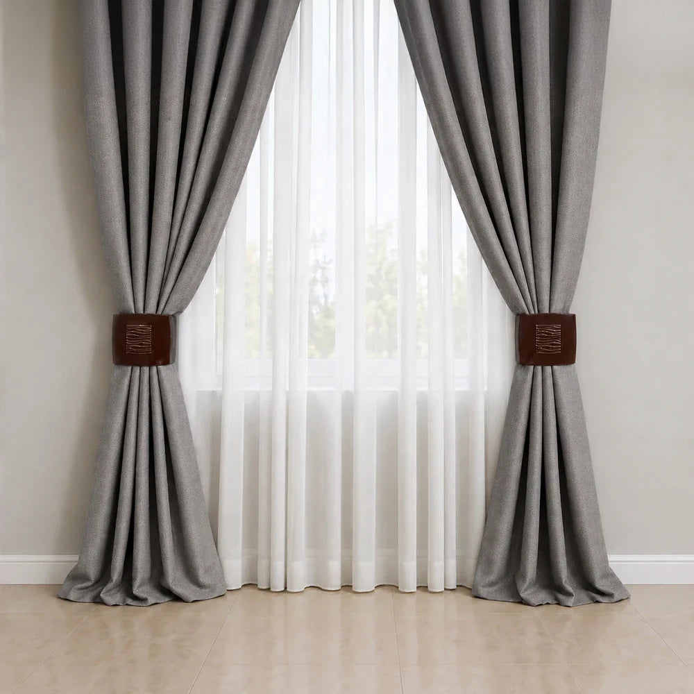 Plastic Gio Curtain Holdback