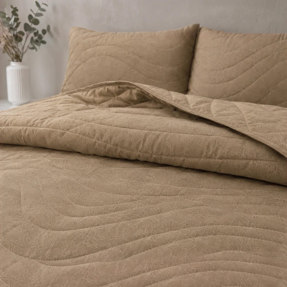 Premium Carducci Wave Pattern 100% Cotton Quilt Set in beige, featuring soft quilted wave design and cozy texture.
