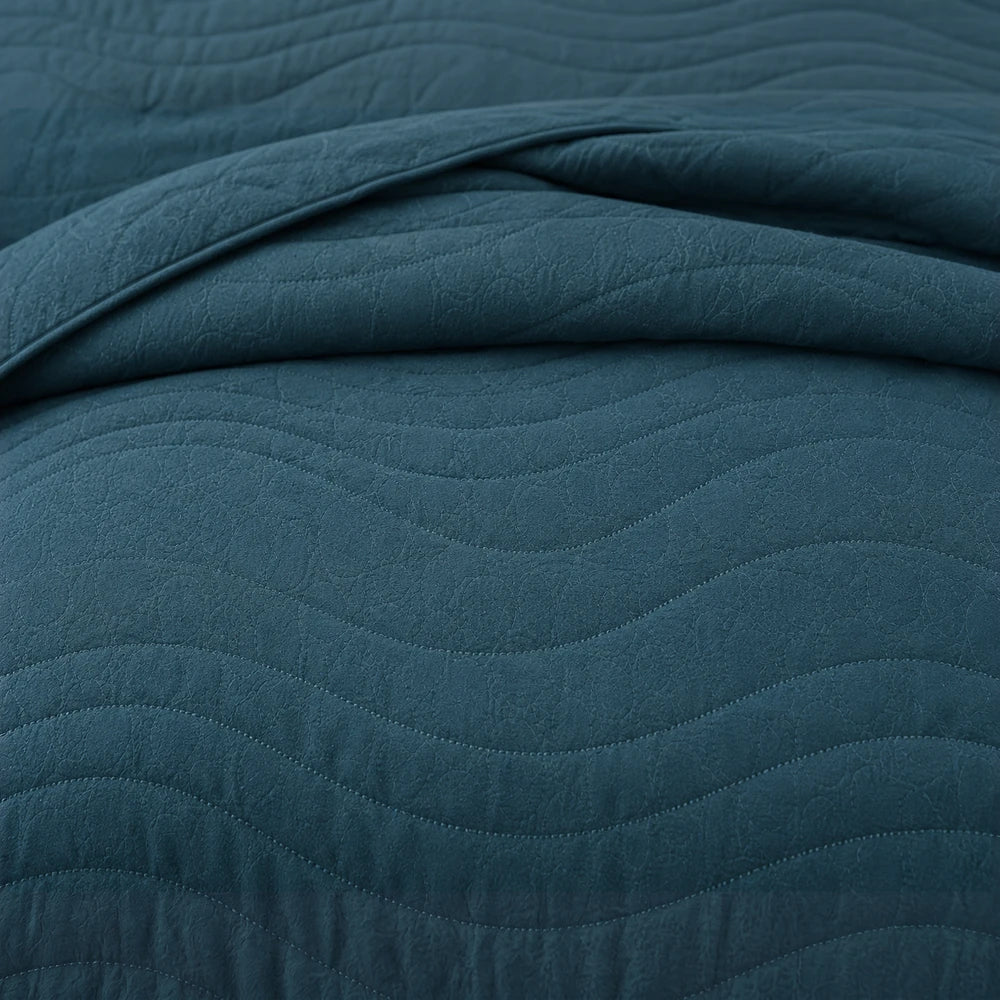Premium Carducci Wave Pattern 100% Cotton Quilt in teal, featuring a quilted wave design and soft, comfortable texture.